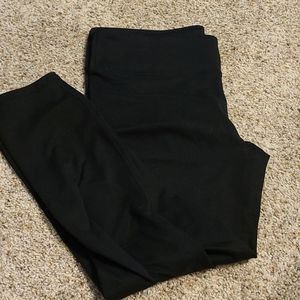 Fabletics Crop Power Hold